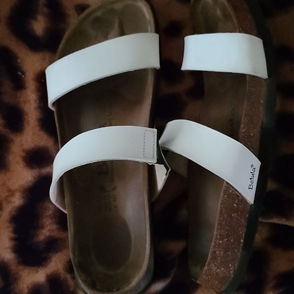 Sandals - Picture 2 of 5
